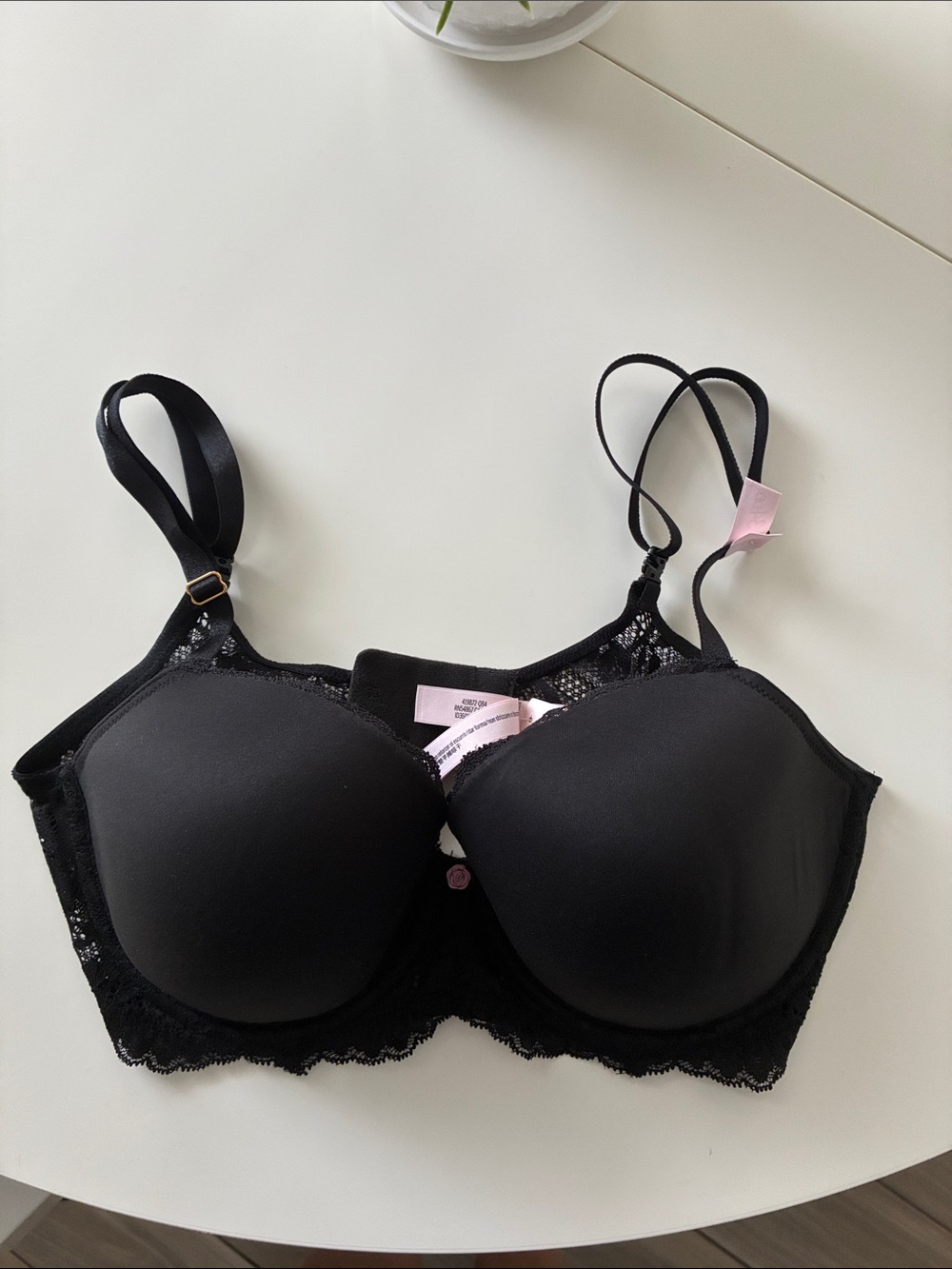 Victoria's Secret Black Lace Padded Underwire Bra with Pink Tag